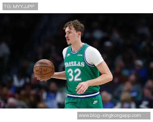 弗拉格连续四场得分30成为76-77赛季以来新秀第五人